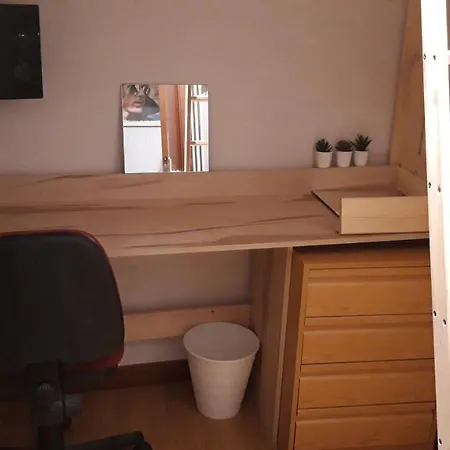 Homestay Acogedora Centro *